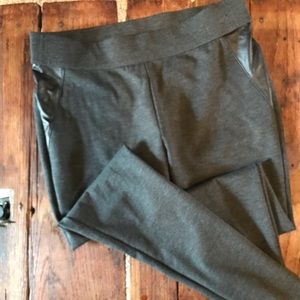 Banana republic legging with leather pocket